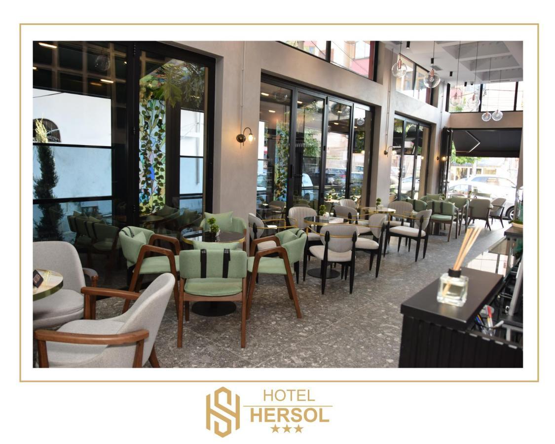 Hotel Hersol دراس المظهر الخارجي الصورة