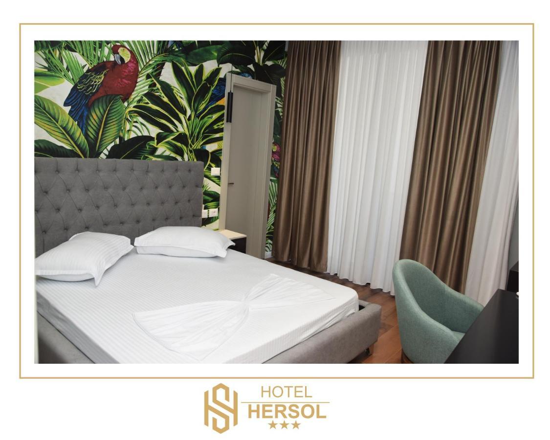 Hotel Hersol دراس المظهر الخارجي الصورة